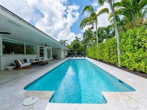 10461 SW 121st St, Miami FL 33176