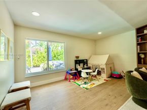 10461 SW 121st St, Miami FL 33176