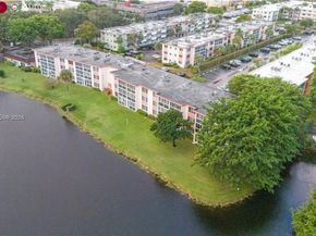 1080 Del Lago Cir 202, Sunrise FL 33313