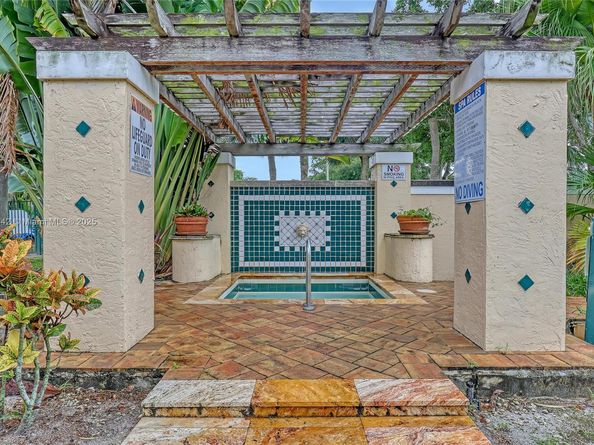 1727 Village Blvd 108, West Palm Beach FL 33409