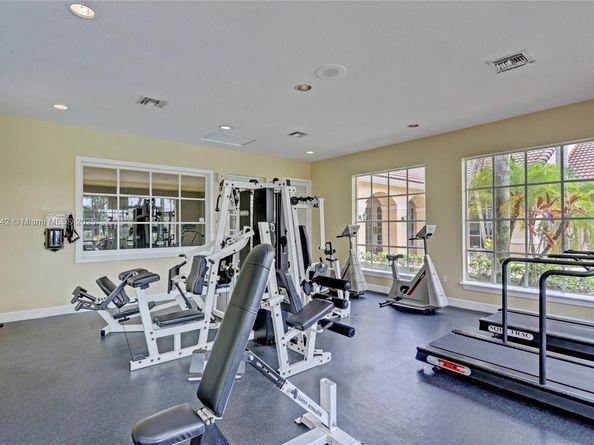 1727 Village Blvd 108, West Palm Beach FL 33409