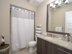 4510 El Mar Dr 405, Lauderdale By The Sea FL 33308