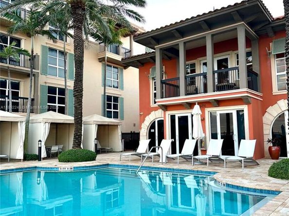4510 El Mar Dr 405, Lauderdale By The Sea FL 33308