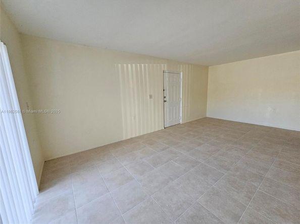 1153 Lake Victoria Dr D, West Palm Beach FL 33411