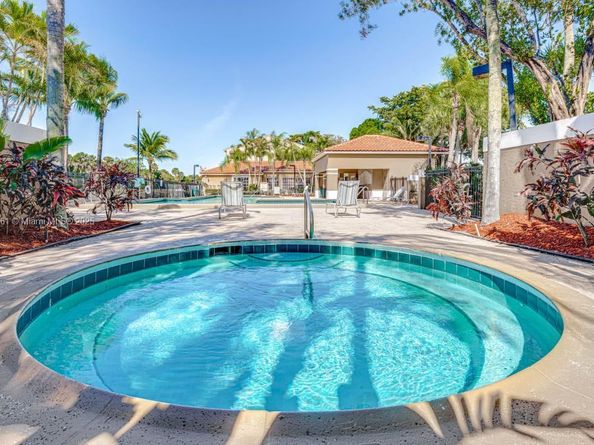 1153 Lake Victoria Dr D, West Palm Beach FL 33411