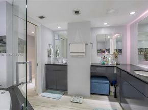 300 Three Islands Blvd PH3A, Hallandale Beach FL 33009