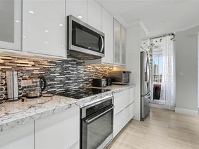 300 Three Islands Blvd PH3A, Hallandale Beach FL 33009