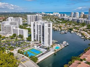 300 Three Islands Blvd PH3A, Hallandale Beach FL 33009