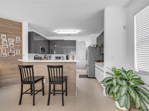 8467 NW 110th Pl, Doral FL 33178