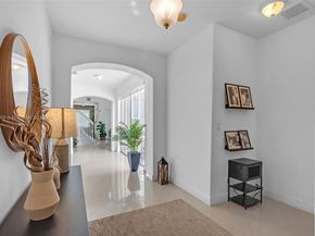 8467 NW 110th Pl, Doral FL 33178