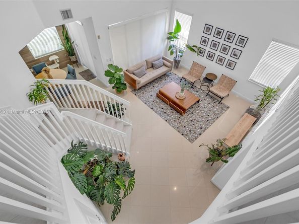8467 NW 110th Pl, Doral FL 33178
