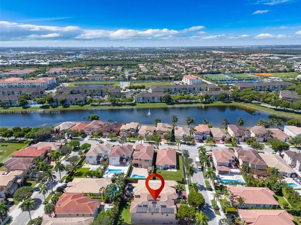 8467 NW 110th Pl, Doral FL 33178