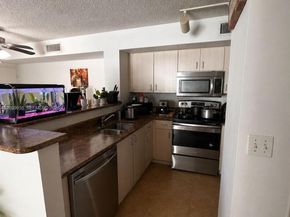 711 SW 111th Way 202, Pembroke Pines FL 33025
