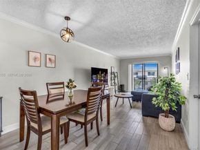 2514 Taylor St 11, Hollywood FL 33020