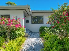 3411 Riviera Dr, Coral Gables FL 33134