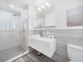 3411 Riviera Dr, Coral Gables FL 33134