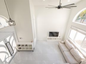 862 SW 176th Ave, Pembroke Pines FL 33029