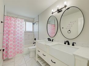 862 SW 176th Ave, Pembroke Pines FL 33029