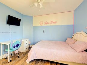 862 SW 176th Ave, Pembroke Pines FL 33029