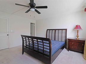 361 S Hollybrook Dr 102, Pembroke Pines FL 33025