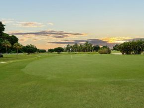 361 S Hollybrook Dr 102, Pembroke Pines FL 33025