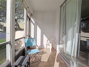 361 S Hollybrook Dr 102, Pembroke Pines FL 33025