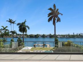 94 S Hibiscus Dr, Miami Beach FL 33139