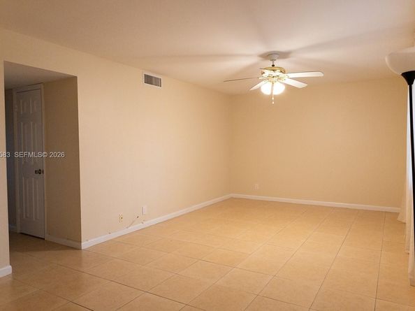 8018 SW 18th Ct 28, Davie FL 33324