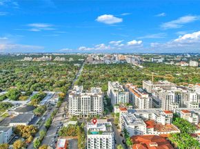 4220 Laguna St 505, Coral Gables FL 33146