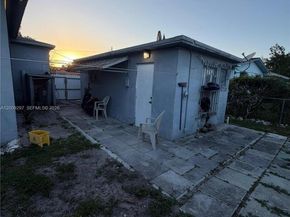 6741 NW 6th Ct, Miami FL 33150