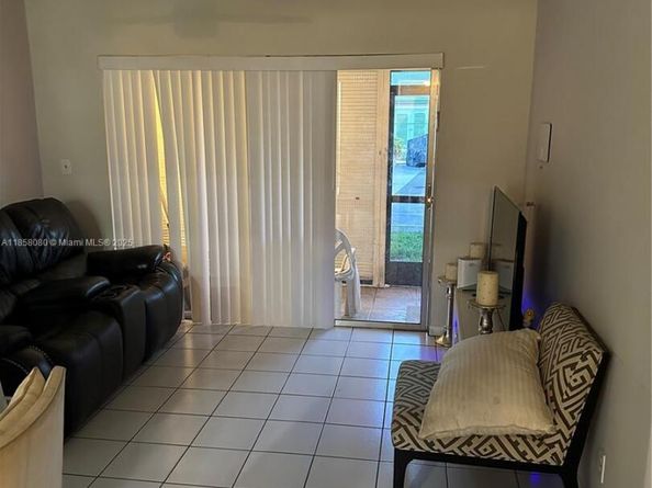 4153 NW 90th Ave 103, Coral Springs FL 33065