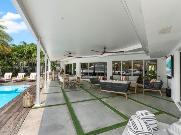 12910 Auralia Rd, North Miami FL 33181