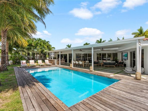 12910 Auralia Rd, North Miami FL 33181