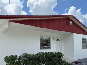 3066 NW 28th St, Miami FL 33142