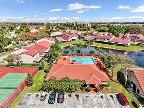 3251 W Inverrary Blvd W, Lauderhill FL 33319