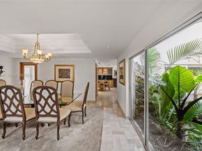8450 SW 74th Ter, Miami FL 33143