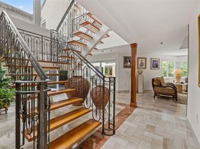 8450 SW 74th Ter, Miami FL 33143