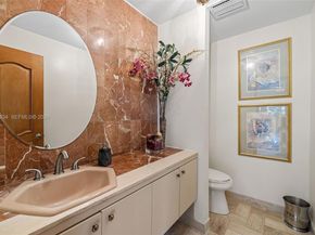 8450 SW 74th Ter, Miami FL 33143