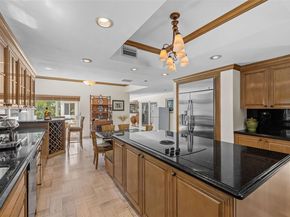 8450 SW 74th Ter, Miami FL 33143