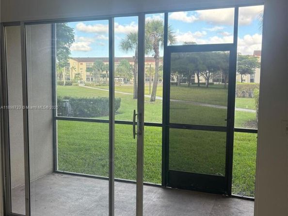 1601 SW 128th Ter 111A, Pembroke Pines FL 33027
