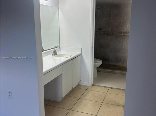 1601 SW 128th Ter 111A, Pembroke Pines FL 33027