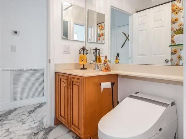 16488 SW 30th St, Miramar FL 33027