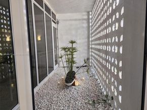 2100 Sans Souci Blvd B1401, North Miami FL 33181