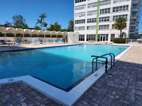 2100 Sans Souci Blvd B1401, North Miami FL 33181