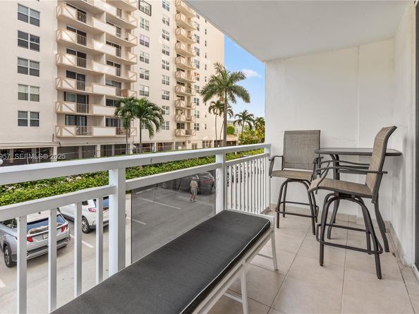 1849 S Ocean Dr 212, Hallandale Beach FL 33009