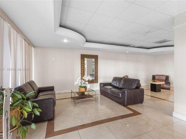 1849 S Ocean Dr 212, Hallandale Beach FL 33009