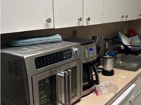 17901 NW 68th Ave R208, Hialeah FL 33015