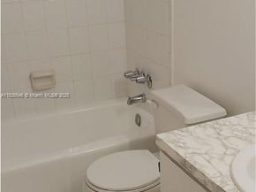 17901 NW 68th Ave R208, Hialeah FL 33015