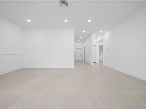 1041 W Lakewood Rd, West Palm Beach FL 33405