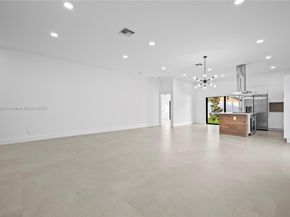 1041 W Lakewood Rd, West Palm Beach FL 33405